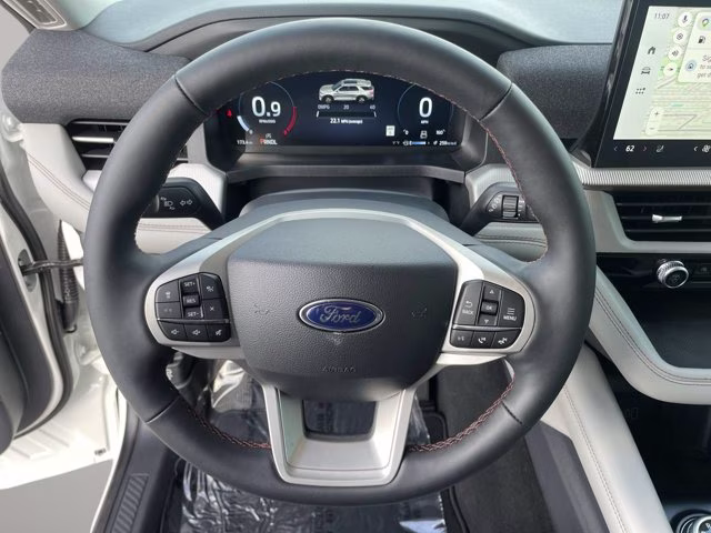 2026 Star White Metallic Tri-Coat Ford Explorer Active 4X4 SUV