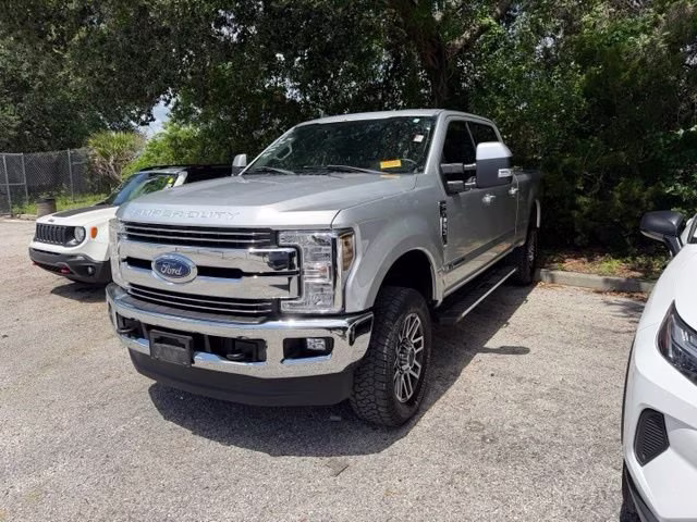 2019 Ingot Silver Ford Super Duty F-350 SRW Lariat 4X4 Truck