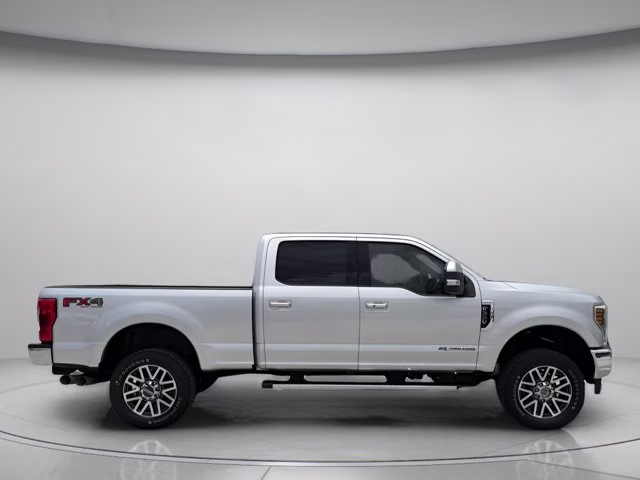 2019 Ingot Silver Ford Super Duty F-350 SRW Lariat 4X4 Truck