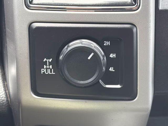 2019 Ingot Silver Ford Super Duty F-350 SRW Lariat 4X4 Truck