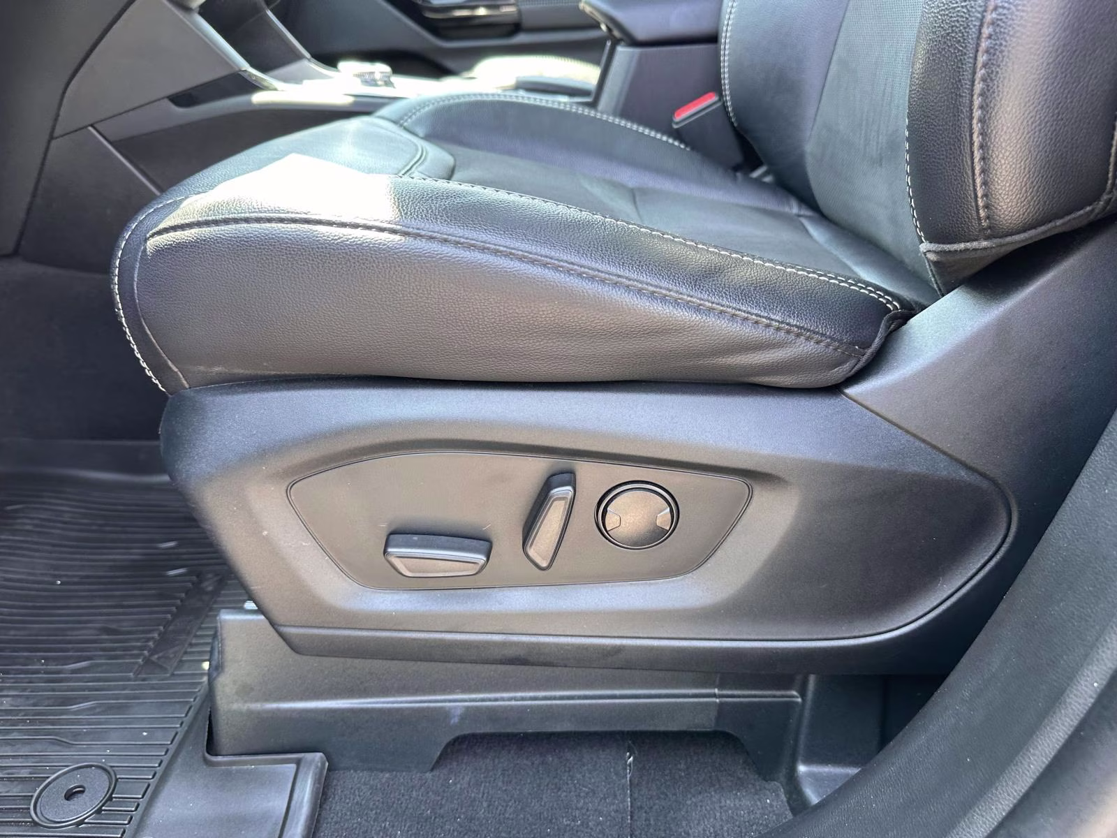 2023 Agate Black Metallic Ford Explorer ST 4WD 4X4 SUV