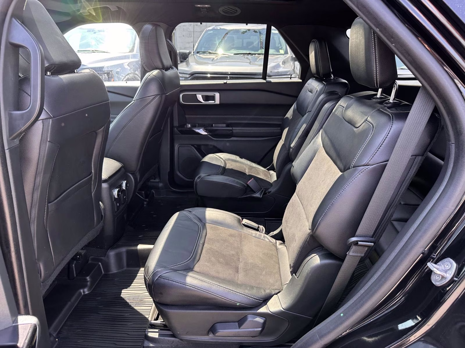 2023 Agate Black Metallic Ford Explorer ST 4WD 4X4 SUV