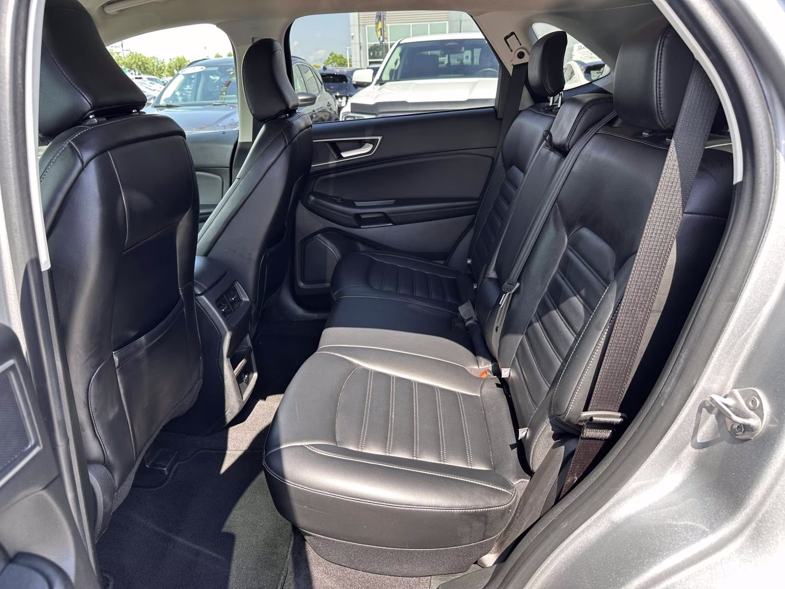 2023 Iconic Silver Metallic Ford Edge SEL AWD AWD SUV