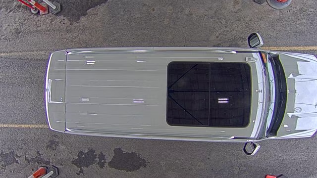 2023 Summit White GMC Yukon XL Denali RWD SUV