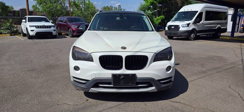 2014 White BMW X1 sDrive28i Sport Utility 4D RWD