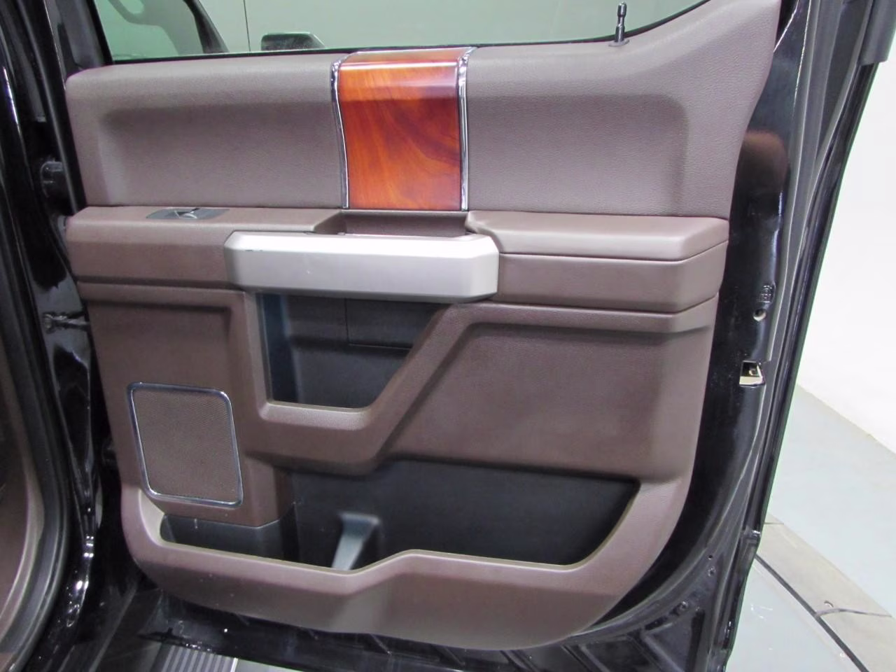 2020 Agate Black Metallic Ford F-150 King Ranch 4X4 Truck