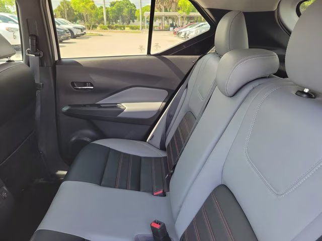 2024 Aspen White/Super Black Nissan Kicks SR FWD SUV
