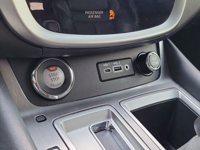 2023 Pearl White Tricoat Nissan Murano SL FWD SUV