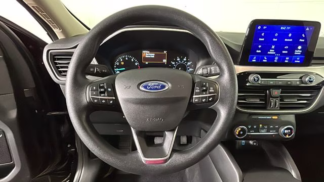 2020 Black Metallic Ford Escape SE FWD SUV