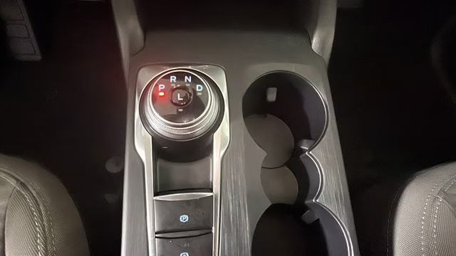 2020 Black Metallic Ford Escape SE FWD SUV