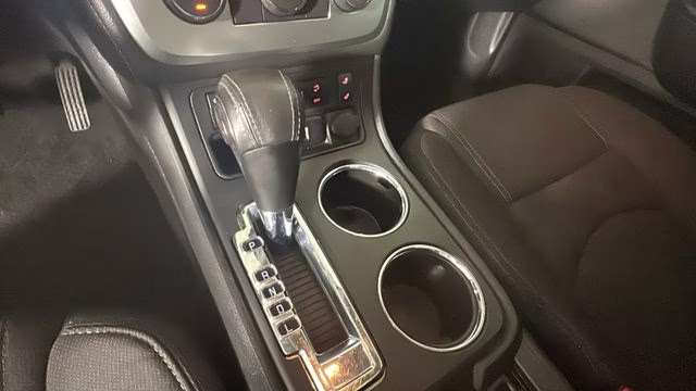 2015 Quicksilver Metallic GMC Acadia SLE-2 FWD SUV