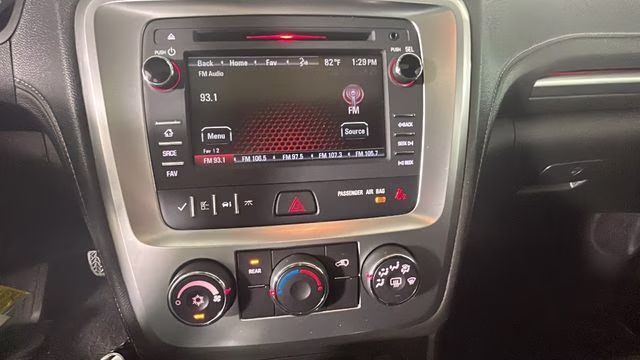 2015 Quicksilver Metallic GMC Acadia SLE-2 FWD SUV