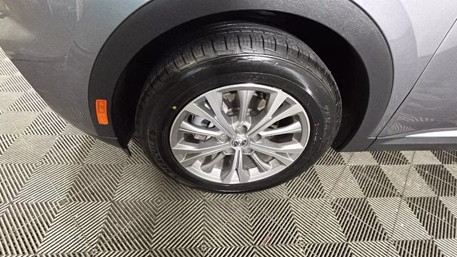 2022 Satin Steel Gray Metallic Buick Envision Preferred FWD SUV
