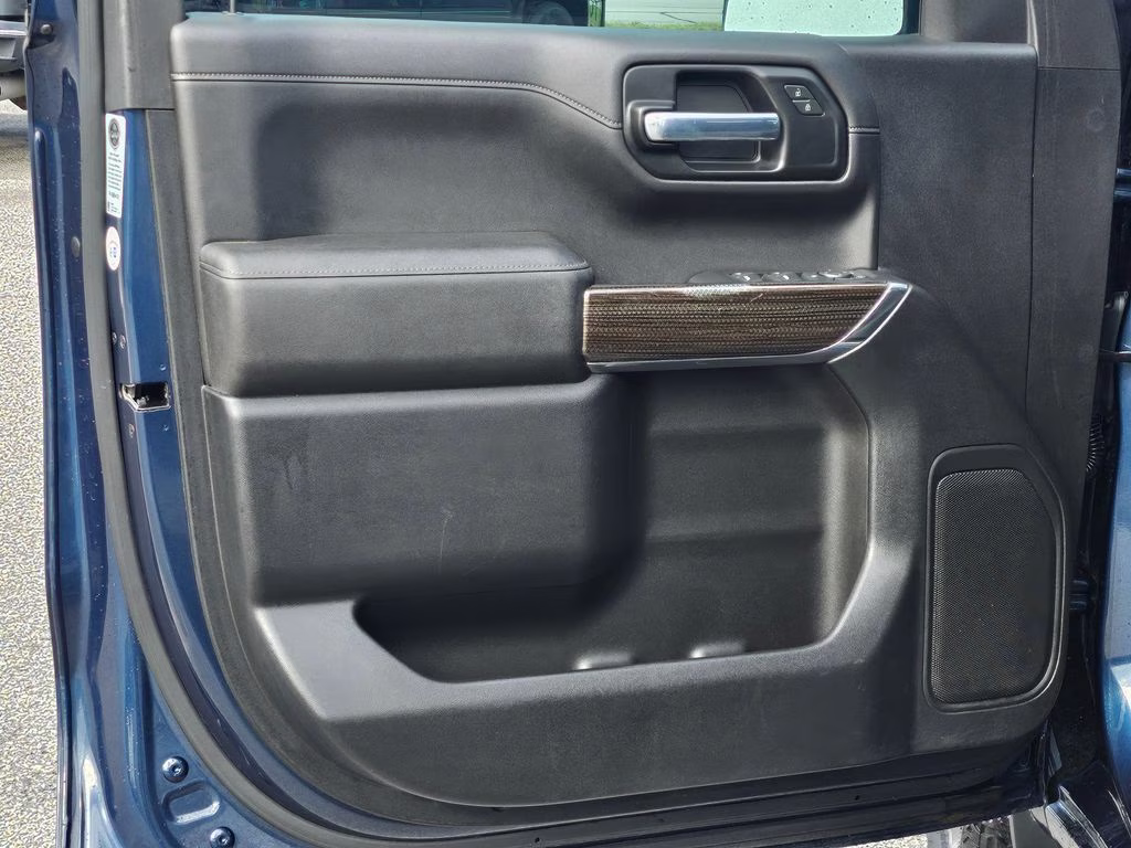 2021 Northsky Blue Metallic Chevrolet Silverado 1500 RST 4X4 Truck