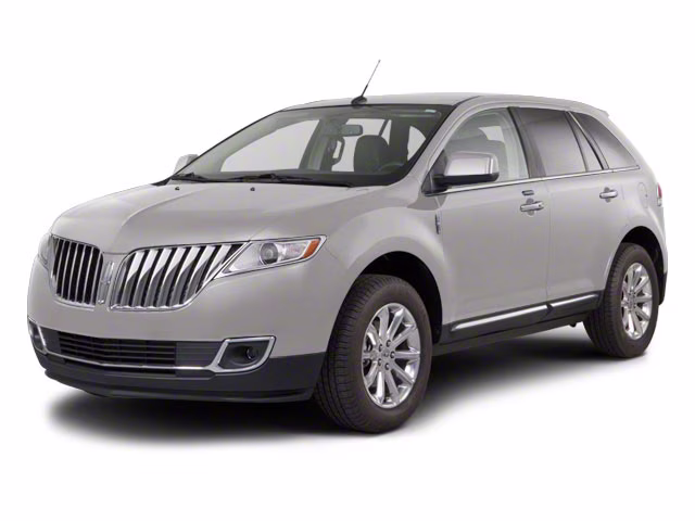 2013 White Lincoln MKX Base FWD Crossover