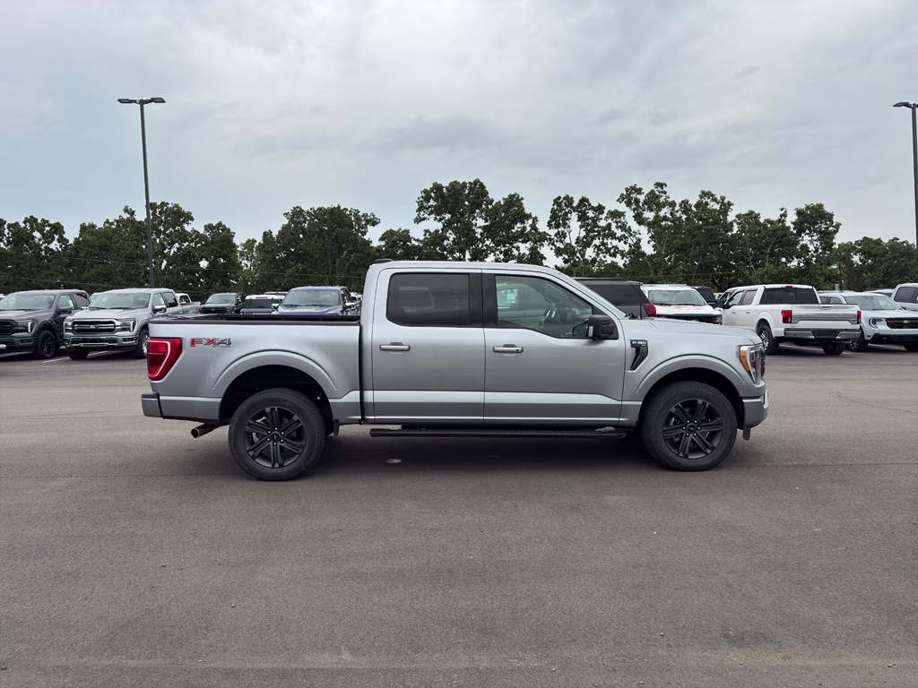 2023 Iconic Silver Metallic Ford F-150 XLT 4X4 Truck