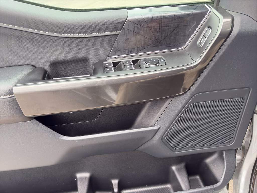 2023 Iconic Silver Metallic Ford F-150 XLT 4X4 Truck