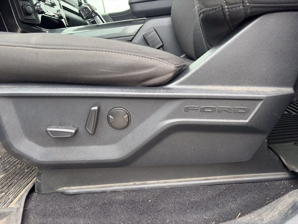 2023 Avalanche Ford F-150 XLT 4X4 Truck