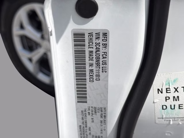 2024 Bright White Clearcoat Jeep Compass Latitude 4X4 SUV