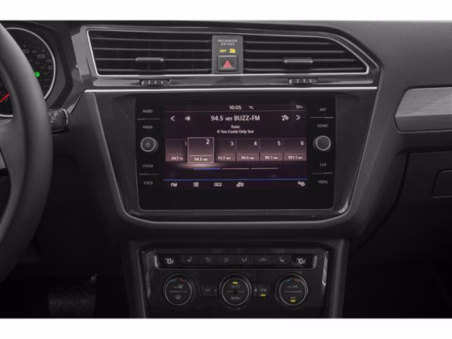 2018 Pearl Metallic Volkswagen Tiguan 2.0T SE FWD SUV