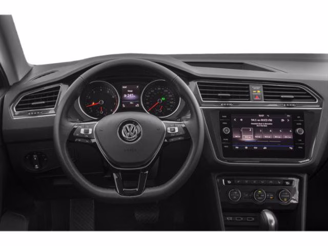 2018 Pearl Metallic Volkswagen Tiguan 2.0T SE FWD SUV