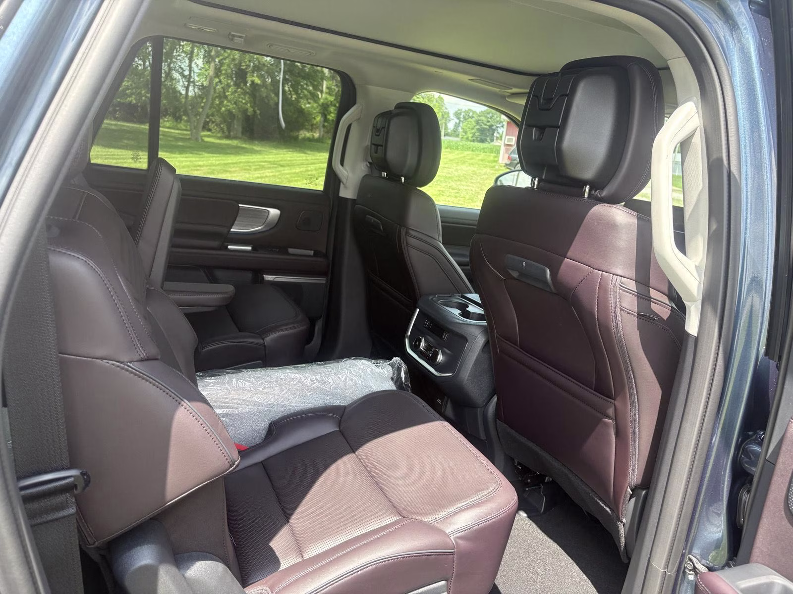 2027 Nocturnal Blue Ford Expedition Max Platinum 4X4 SUV