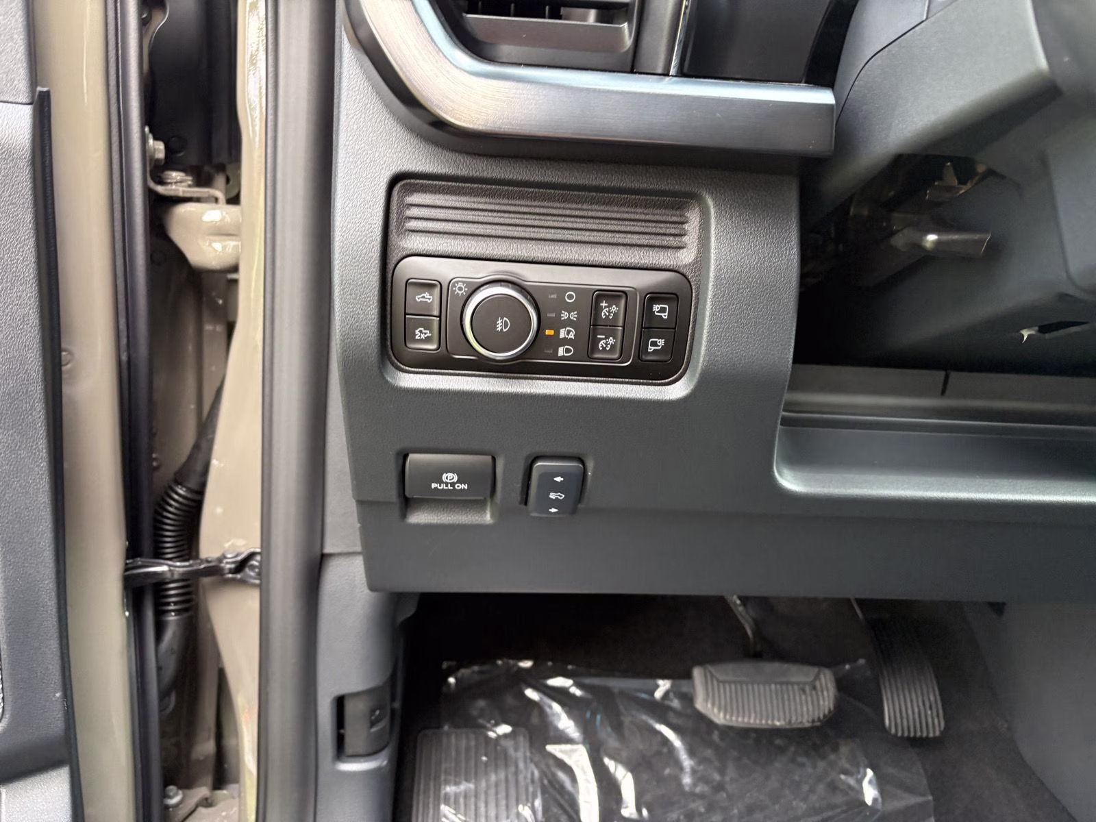 2026 Marsh Gray Ford Super Duty F-350 DRW Lariat 4X4 Truck