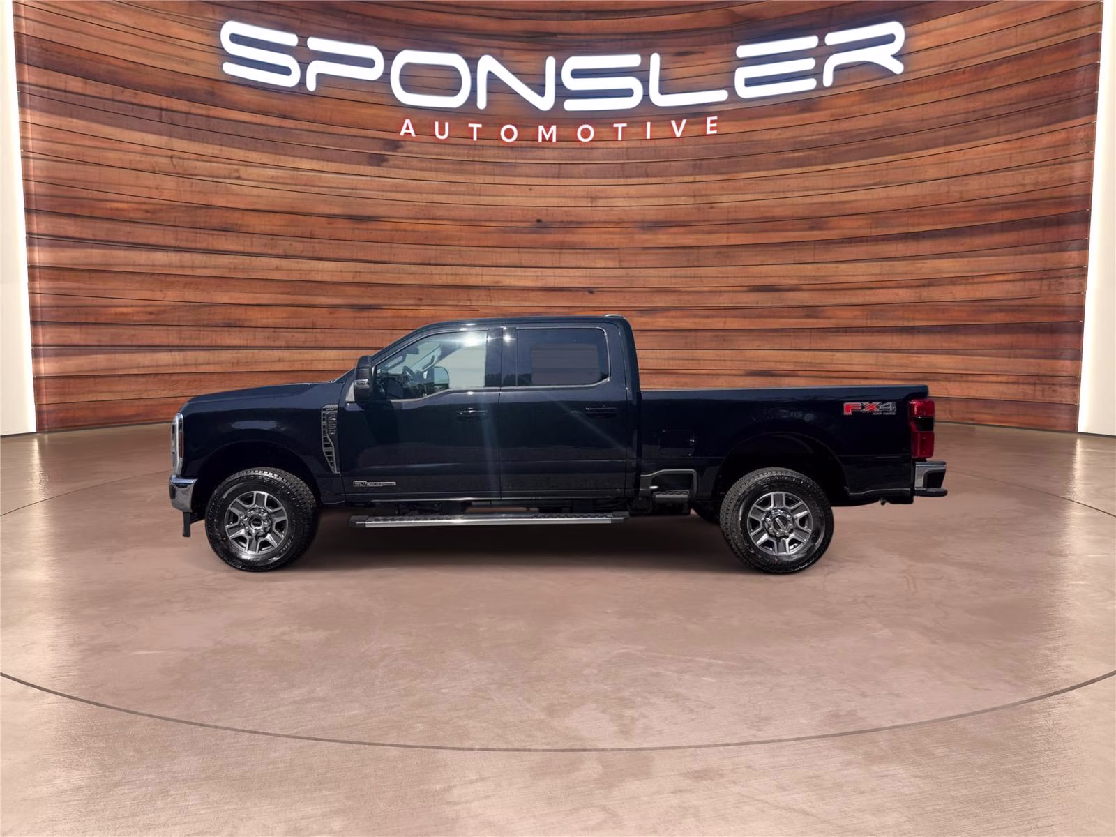 2026 Agate Black Metallic Ford Super Duty F-250 SRW LARIAT 4X4 Truck