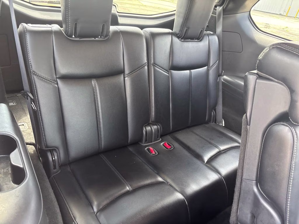 2020 Magnetic Black Pearl Nissan Pathfinder SL 4X4 SUV