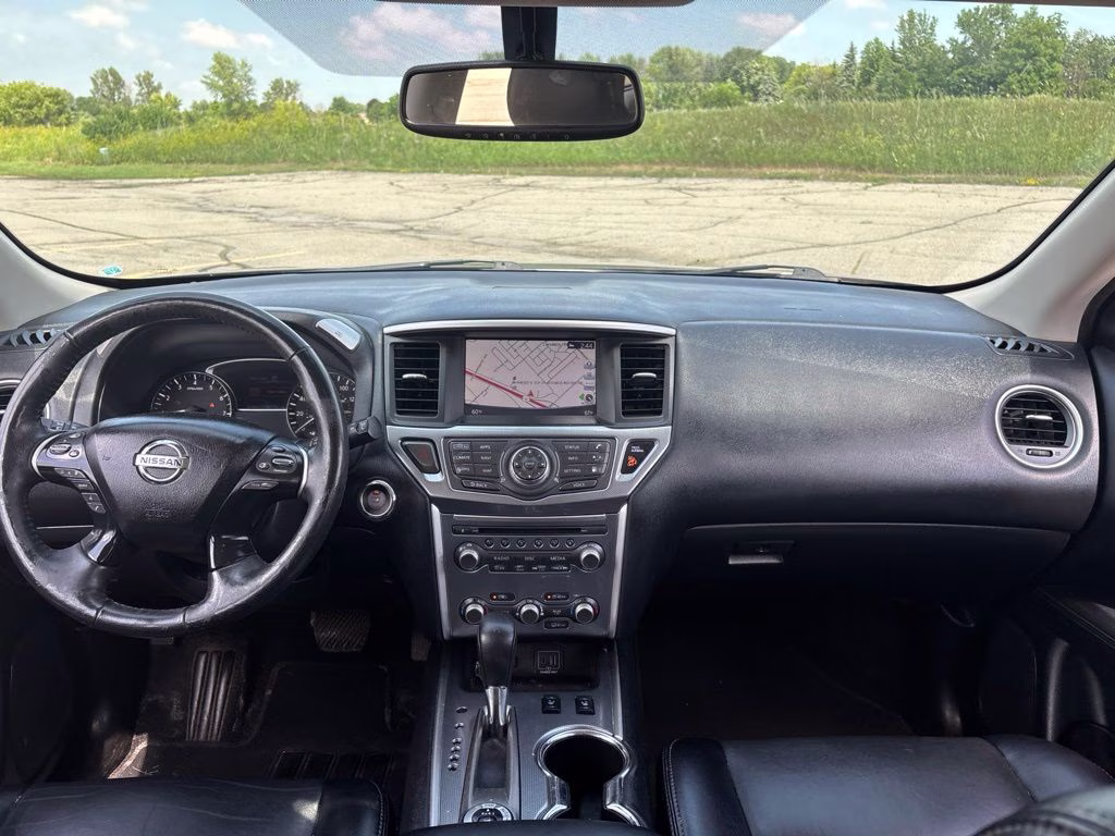 2020 Magnetic Black Pearl Nissan Pathfinder SL 4X4 SUV