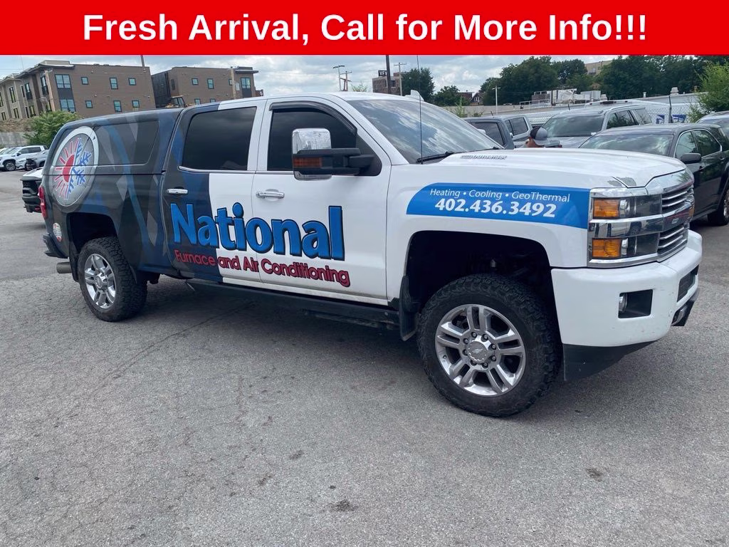 2016 Summit White Chevrolet Silverado 2500HD High Country 4X4 Truck
