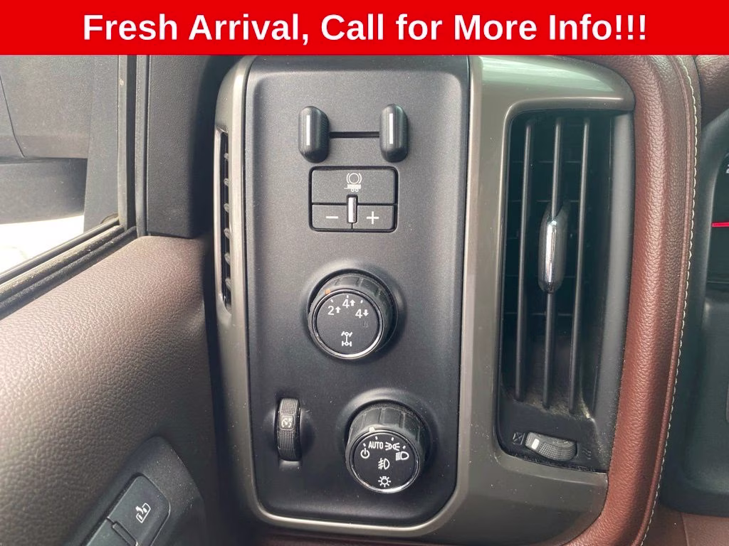 2016 Summit White Chevrolet Silverado 2500HD High Country 4X4 Truck