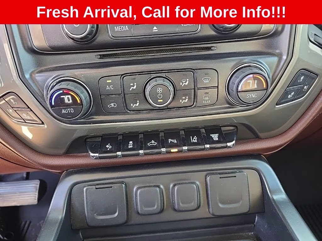 2016 Summit White Chevrolet Silverado 2500HD High Country 4X4 Truck