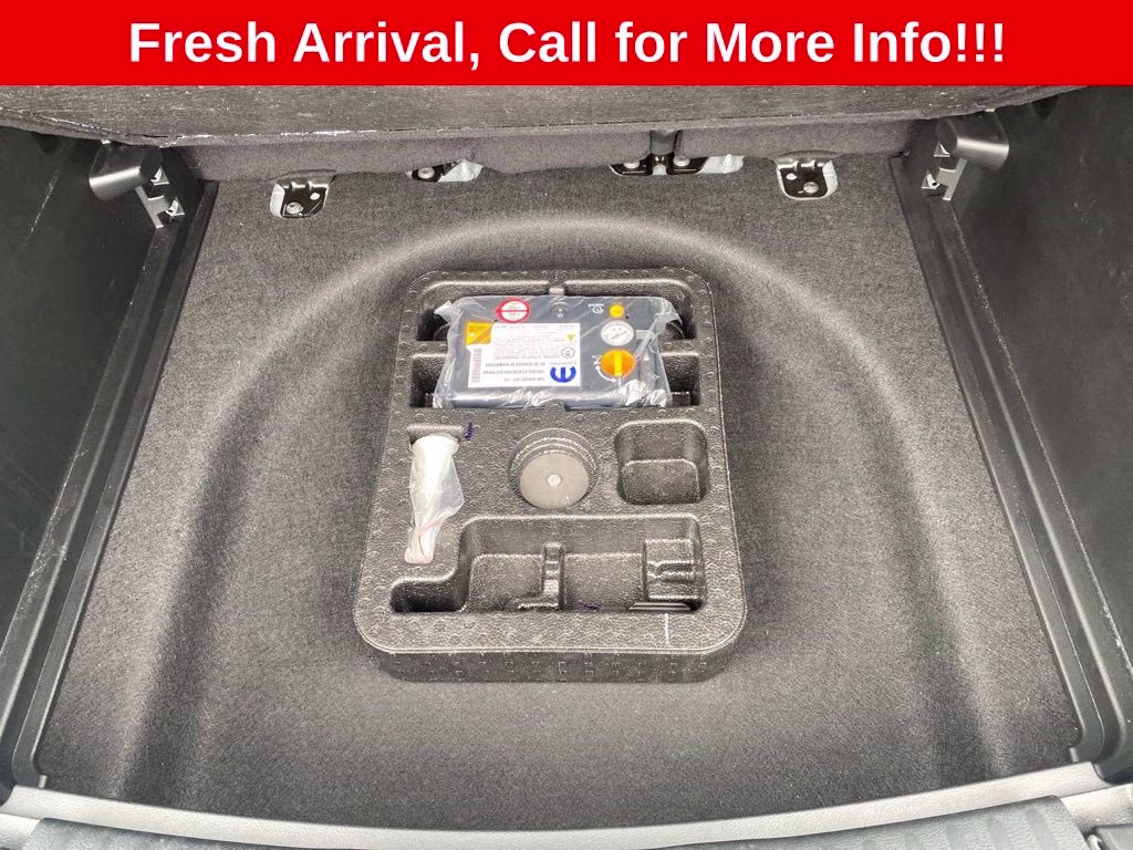 2022 Billet Silver Metallic Clearcoat Jeep Compass Latitude FWD SUV