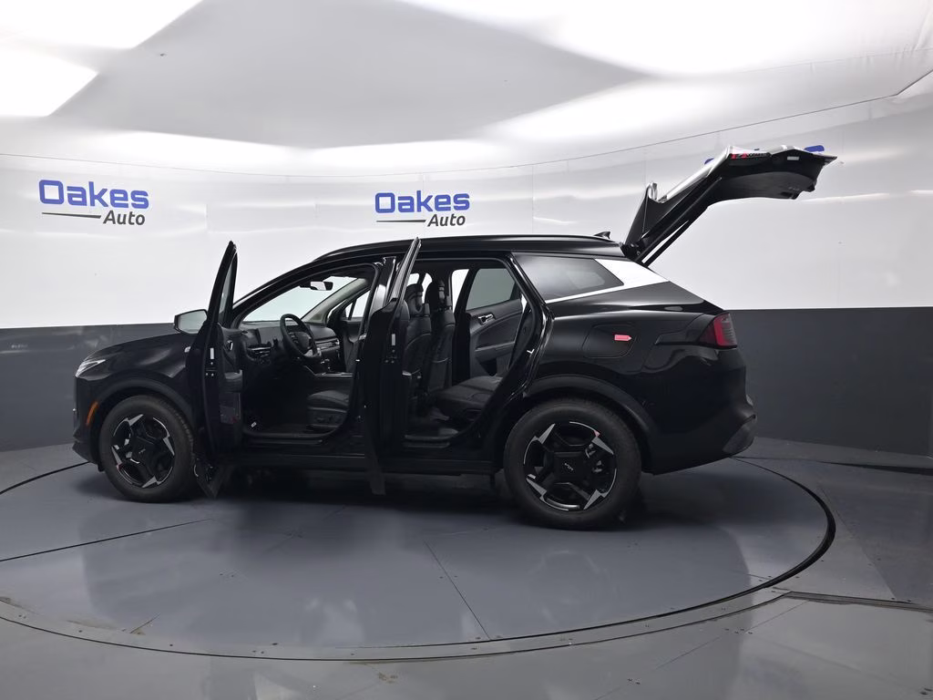 2026 Ebony Black Kia Sportage EX FWD SUV