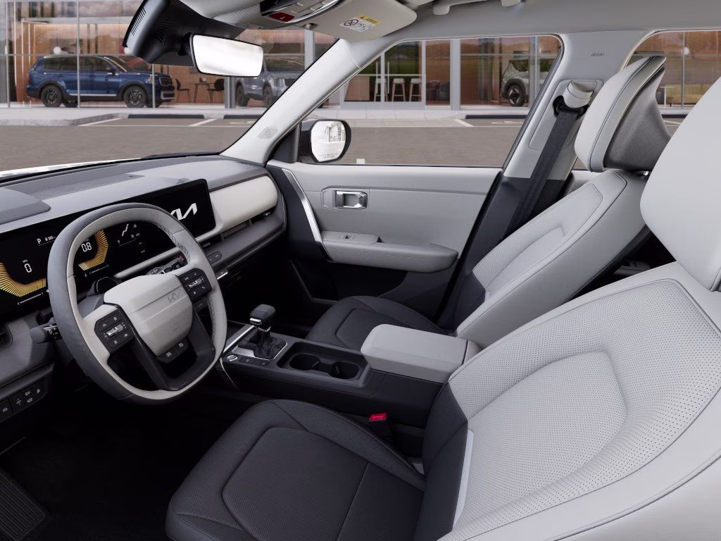 2027 Ivory Silver Kia Seltos EX AWD SUV