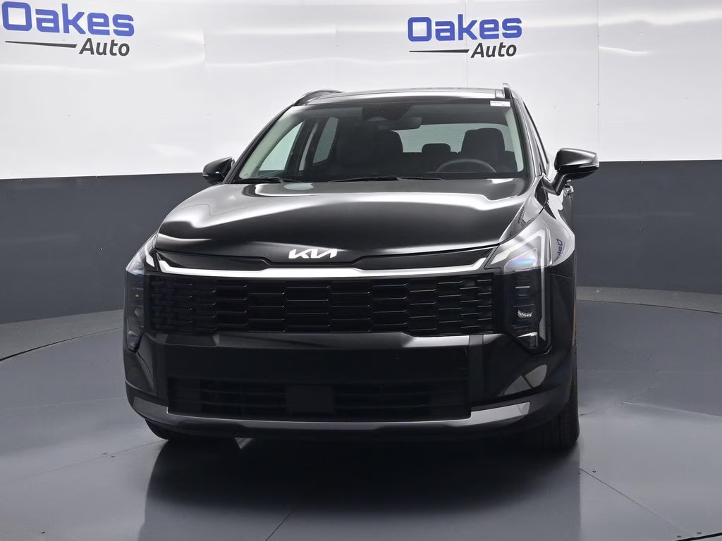 2026 Ebony Black Kia Sportage EX FWD SUV