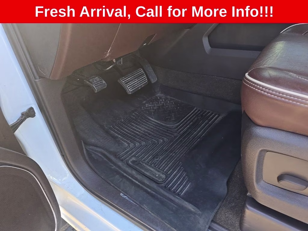 2016 Summit White Chevrolet Silverado 2500HD High Country 4X4 Truck