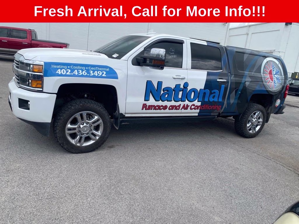 2016 Summit White Chevrolet Silverado 2500HD High Country 4X4 Truck