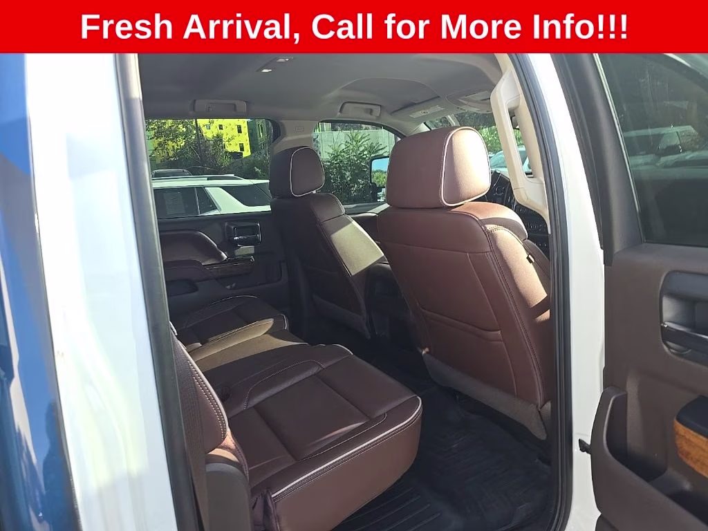 2016 Summit White Chevrolet Silverado 2500HD High Country 4X4 Truck