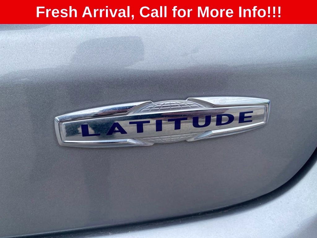 2022 Billet Silver Metallic Clearcoat Jeep Compass Latitude FWD SUV