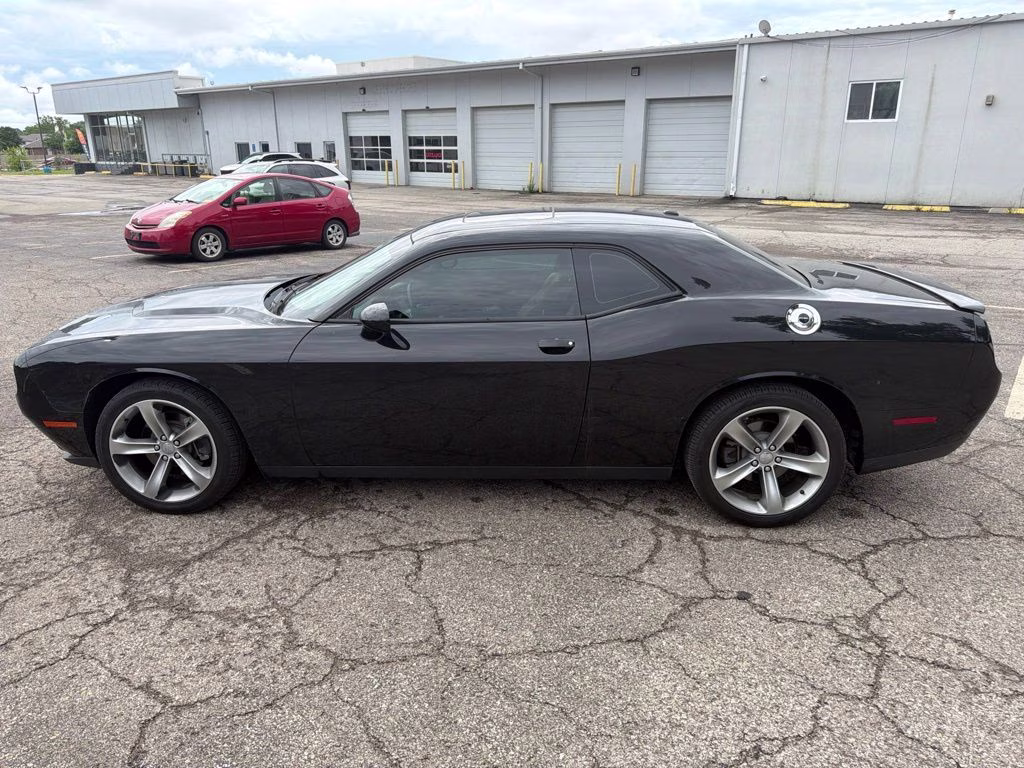 2015 Pitch Black Clearcoat Dodge Challenger SXT RWD Coupe
