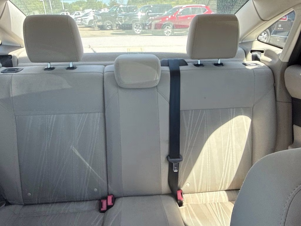 2015 Tuxedo Black Ford Focus SE FWD Sedan