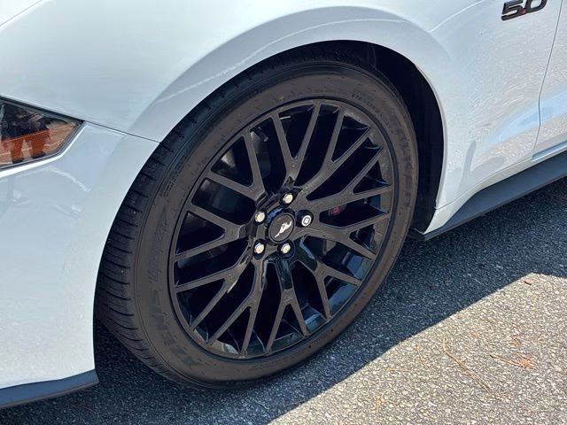 2020 Oxford White Ford Mustang GT Premium RWD Convertible