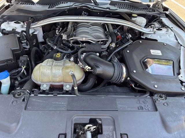 2020 Oxford White Ford Mustang GT Premium RWD Convertible