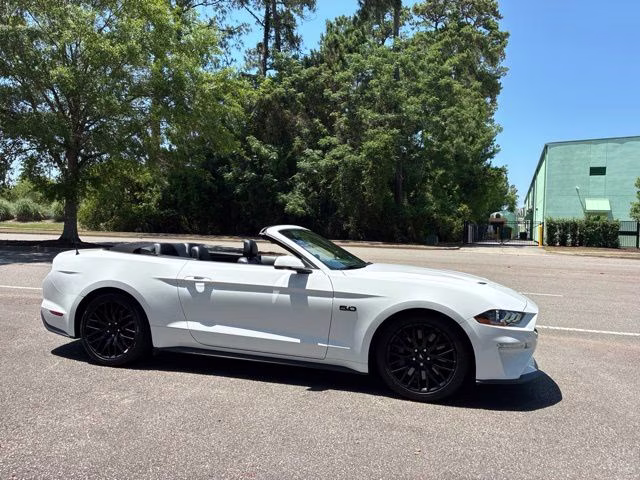 2020 Oxford White Ford Mustang GT Premium RWD Convertible