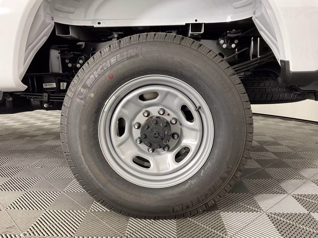 2026 Oxford White Ford Super Duty F-350 SRW XL 4X4 Truck