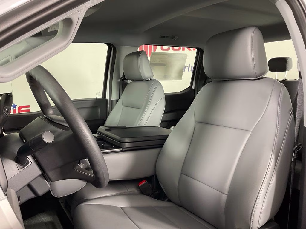2026 Oxford White Ford Super Duty F-350 SRW XL 4X4 Truck