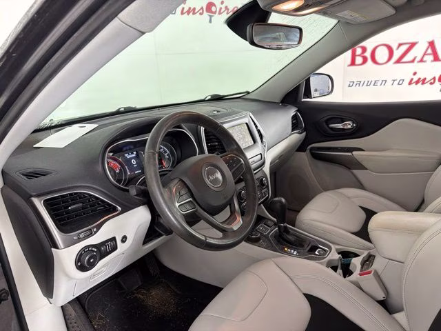 2020 Granite Crystal Metallic Clearcoat Jeep Cherokee Latitude Plus 4X4 SUV