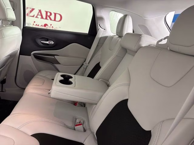 2020 Granite Crystal Metallic Clearcoat Jeep Cherokee Latitude Plus 4X4 SUV